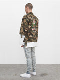 Three-Quarter Raw Sleeve Military Rose Parka in Woodland Camo