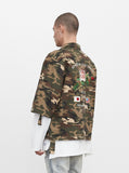 Three-Quarter Raw Sleeve Military Rose Parka in Woodland Camo