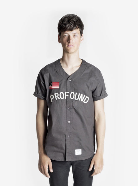 Front view of Button-Down Baseball Jersey in Charcoal on model